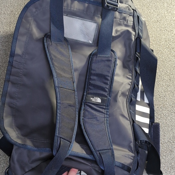 The North Face International Team USA Basecamp Duffel Bag/Backpack Navy - Large - Picture 14 of 16